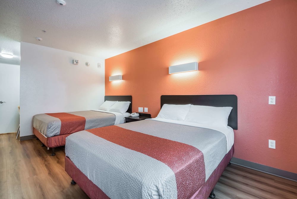 Motel6 Los Angeles, CA - Los Angeles - LAX 20/59