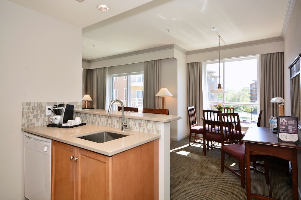 Manteo Resort Waterfront Hotel Villas 44/70