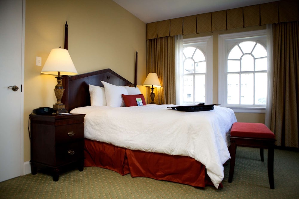 Hampton Inn & Suites Birmingham-Downtown-Tutwiler 17/47