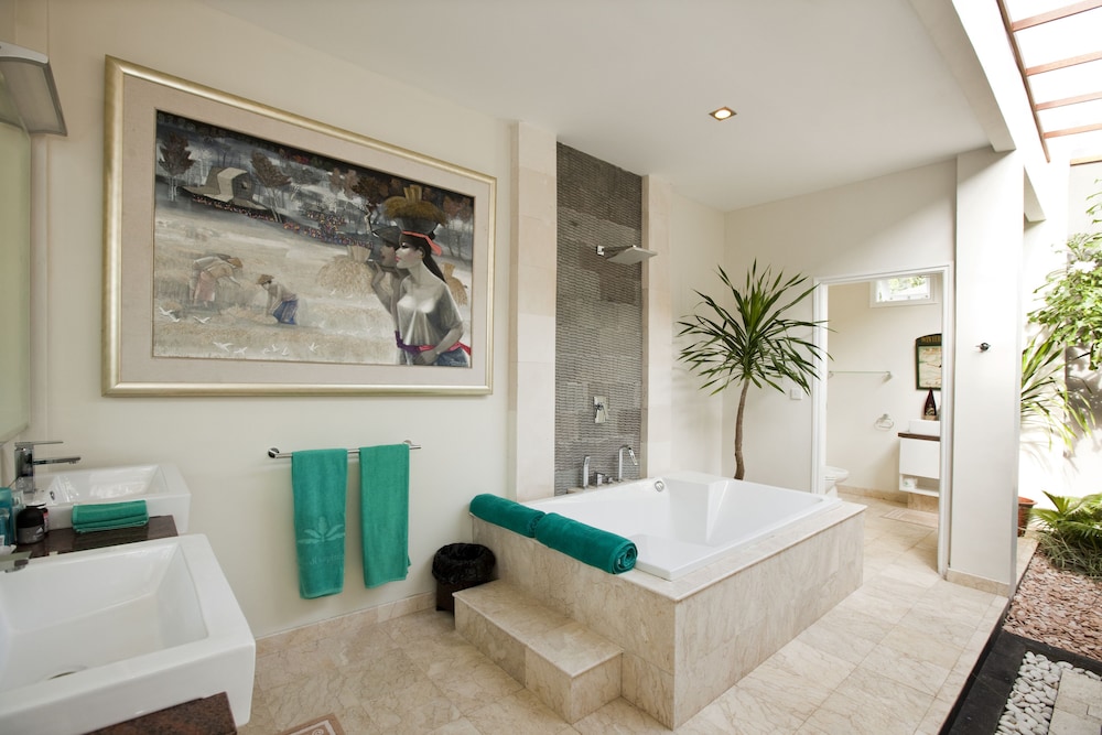 Puri Mas Boutique Resort And Spa 32/50