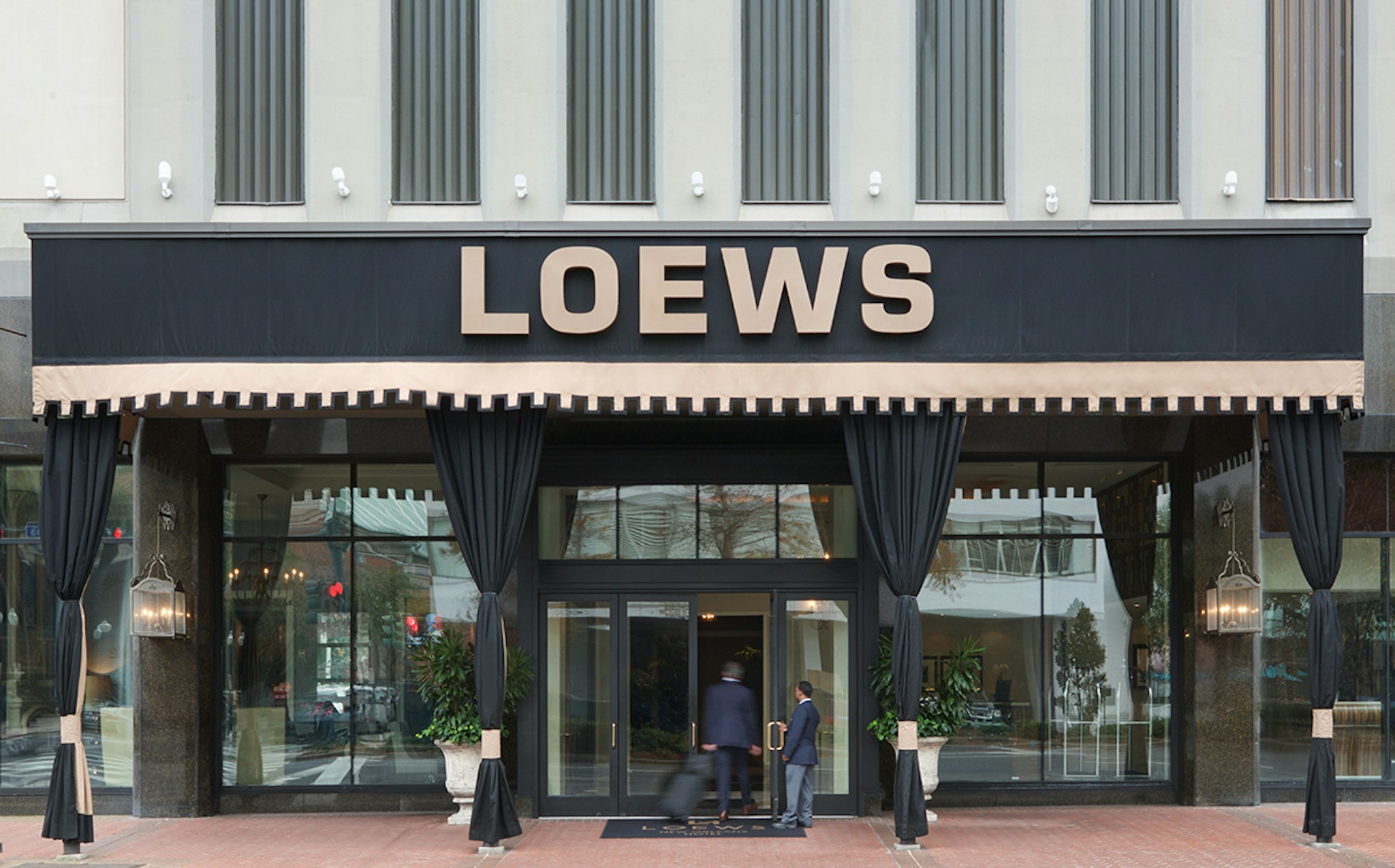 Loews New Orleans Hotel 2/72