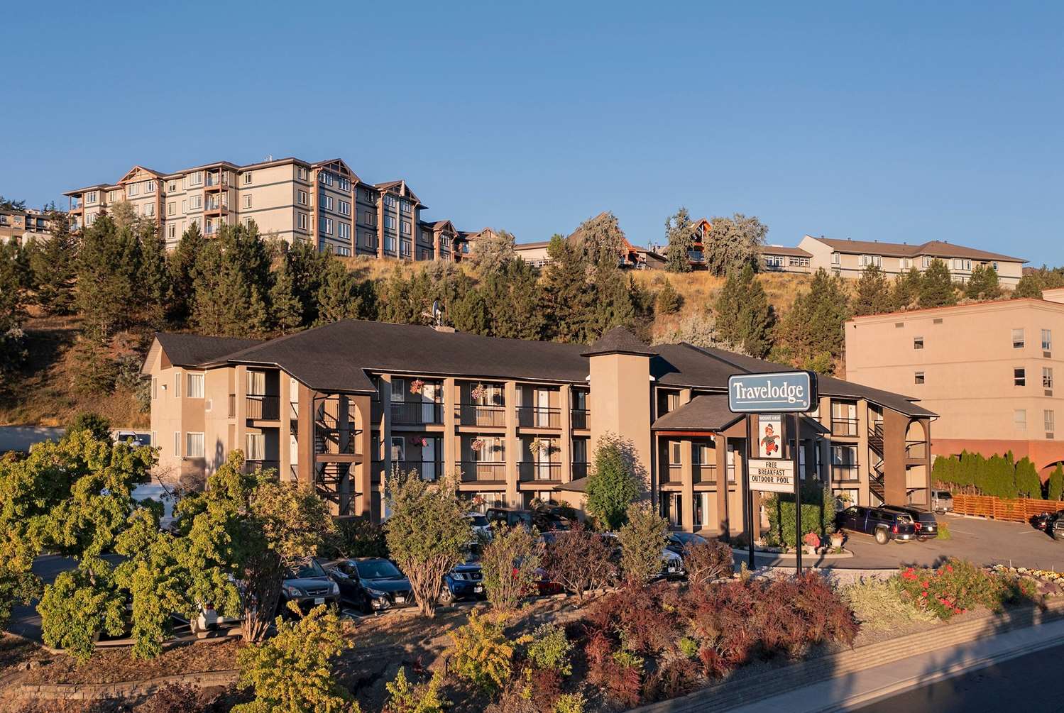 Travelodge By Wyndham Kamloops Mountview 58/69