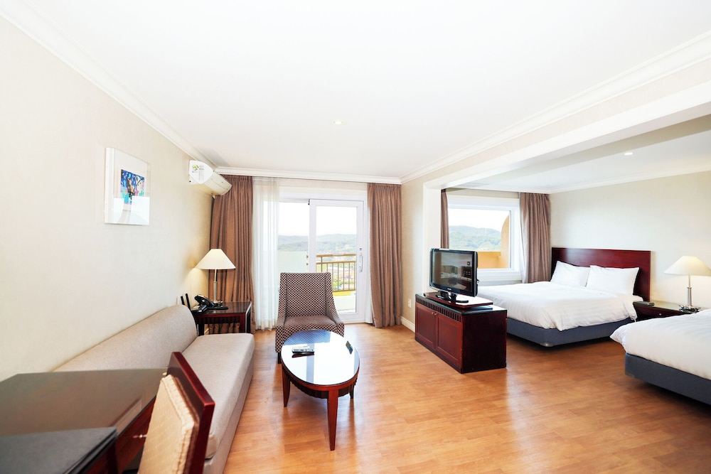 جناح بسرير كينج، La Vie Dor Hotel and Resort, Trademark Collection by Wyndham 3/9