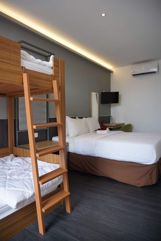 Hotel Pantes Simpang Lima Semarang 7/34