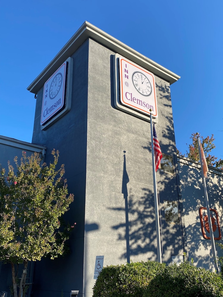 Inn At Clemson 3/47