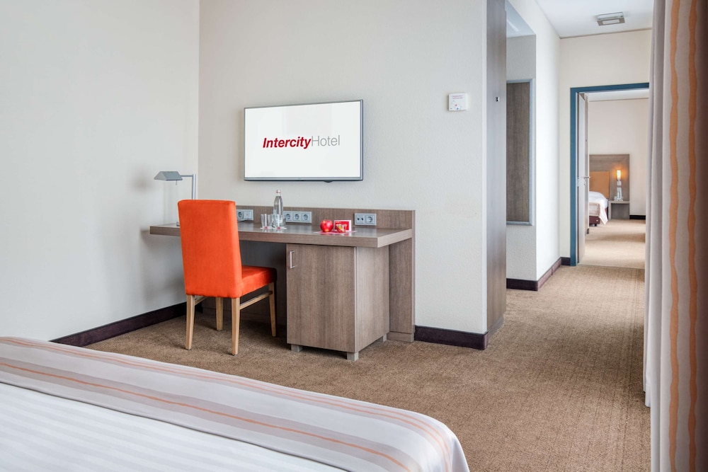Intercityhotel Dresden 18/59