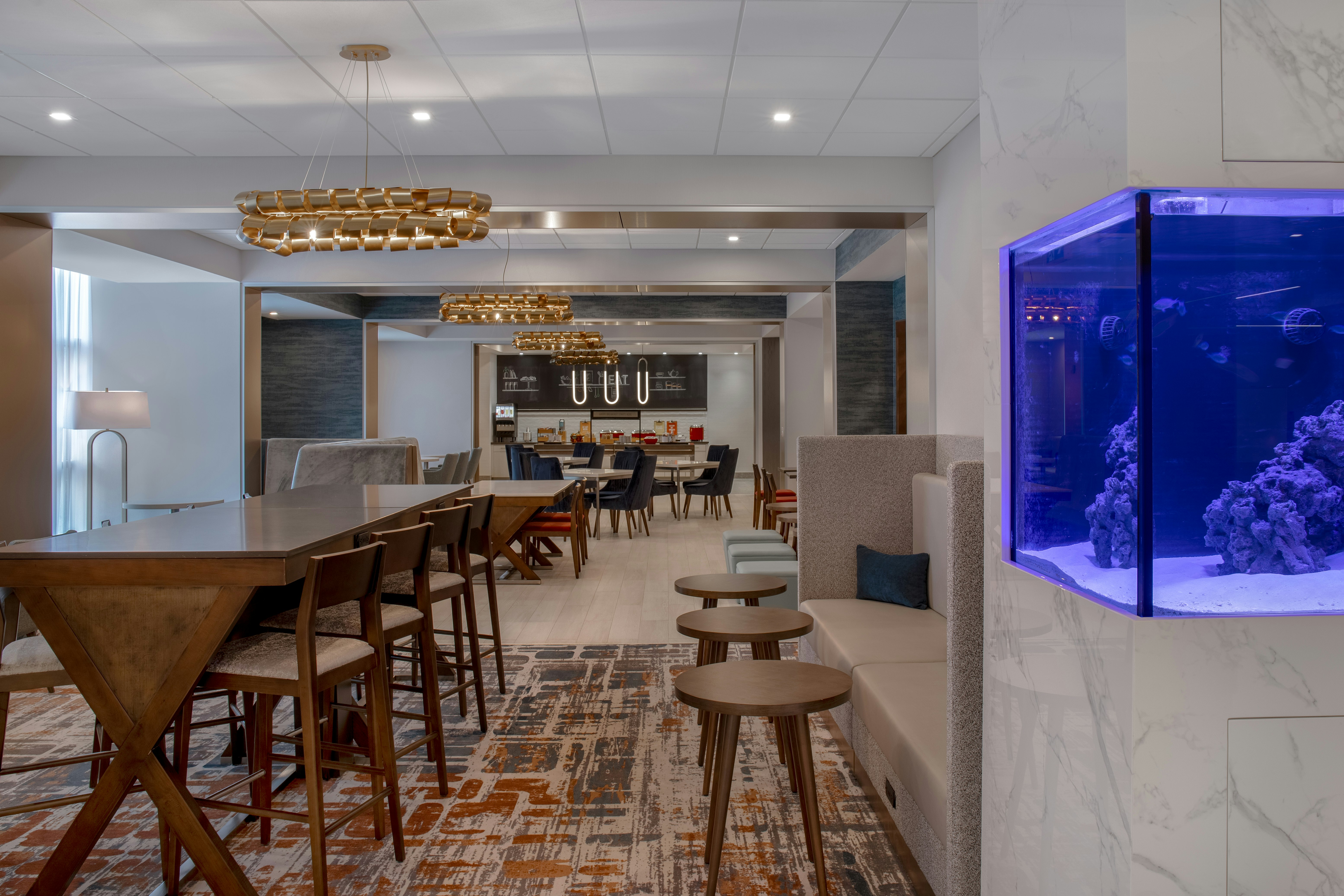 Hampton Inn by Hilton Winnipeg Downtown 13/20