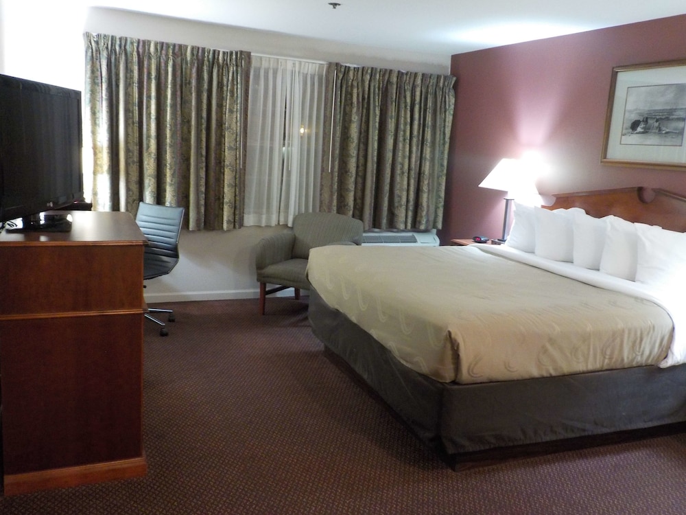 Surestay Plus Hotel By Best Western Auburn 12/32