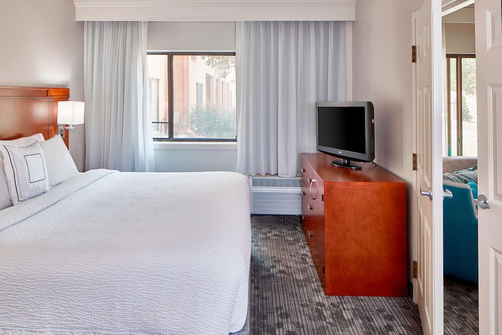 Sonesta Select Raleigh Durham Airport Morrisville 10/50