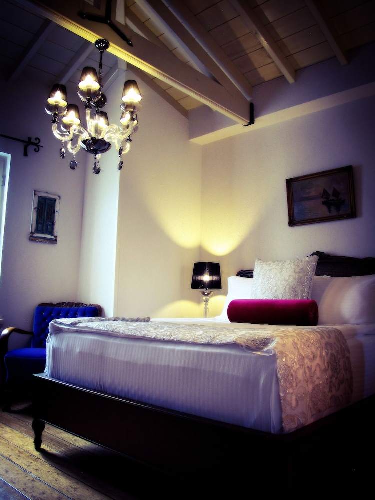 Nisi Hotel 34/63