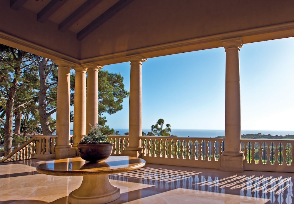 The Resort At Pelican Hill 58/84
