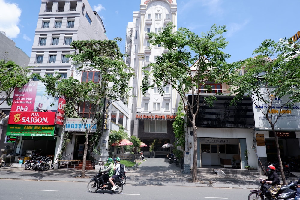 Saigon Apos S Book Hotel 48/56