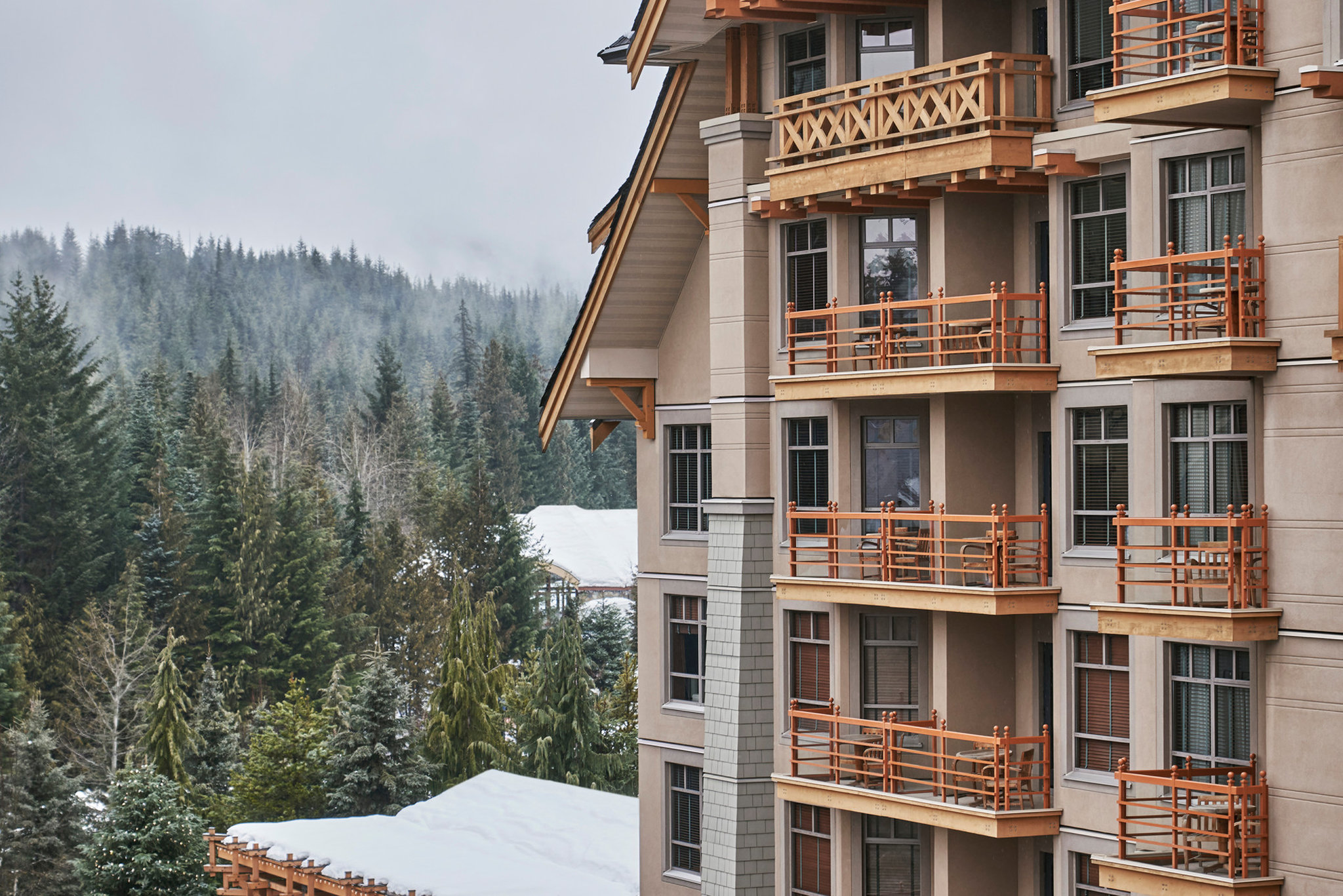 Four Seasons Resort Whistler 2/100