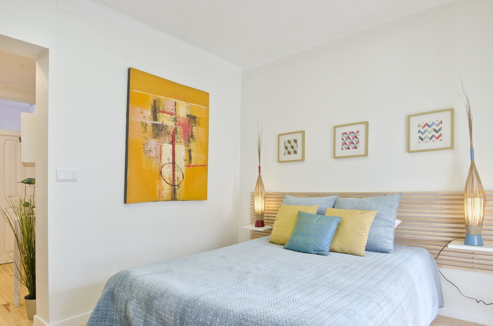 Lisbon Core Apartments In Bairro Alto Chiado 17/50