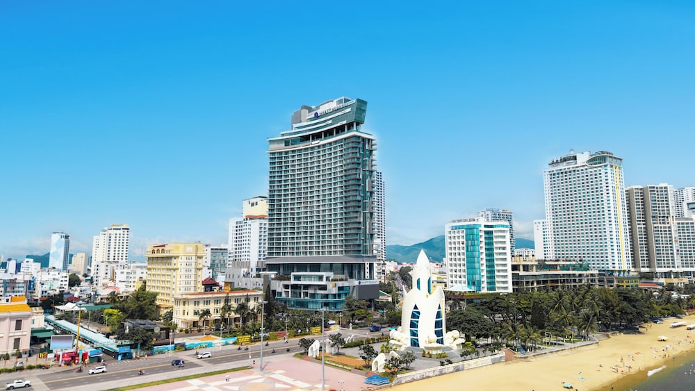 Hyatt Regency Nha Trang 3/50