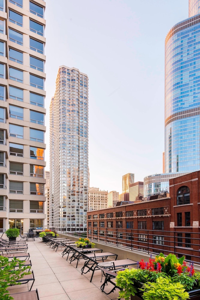 Courtyard Chicago Downtown River North in CHICAGO - IL