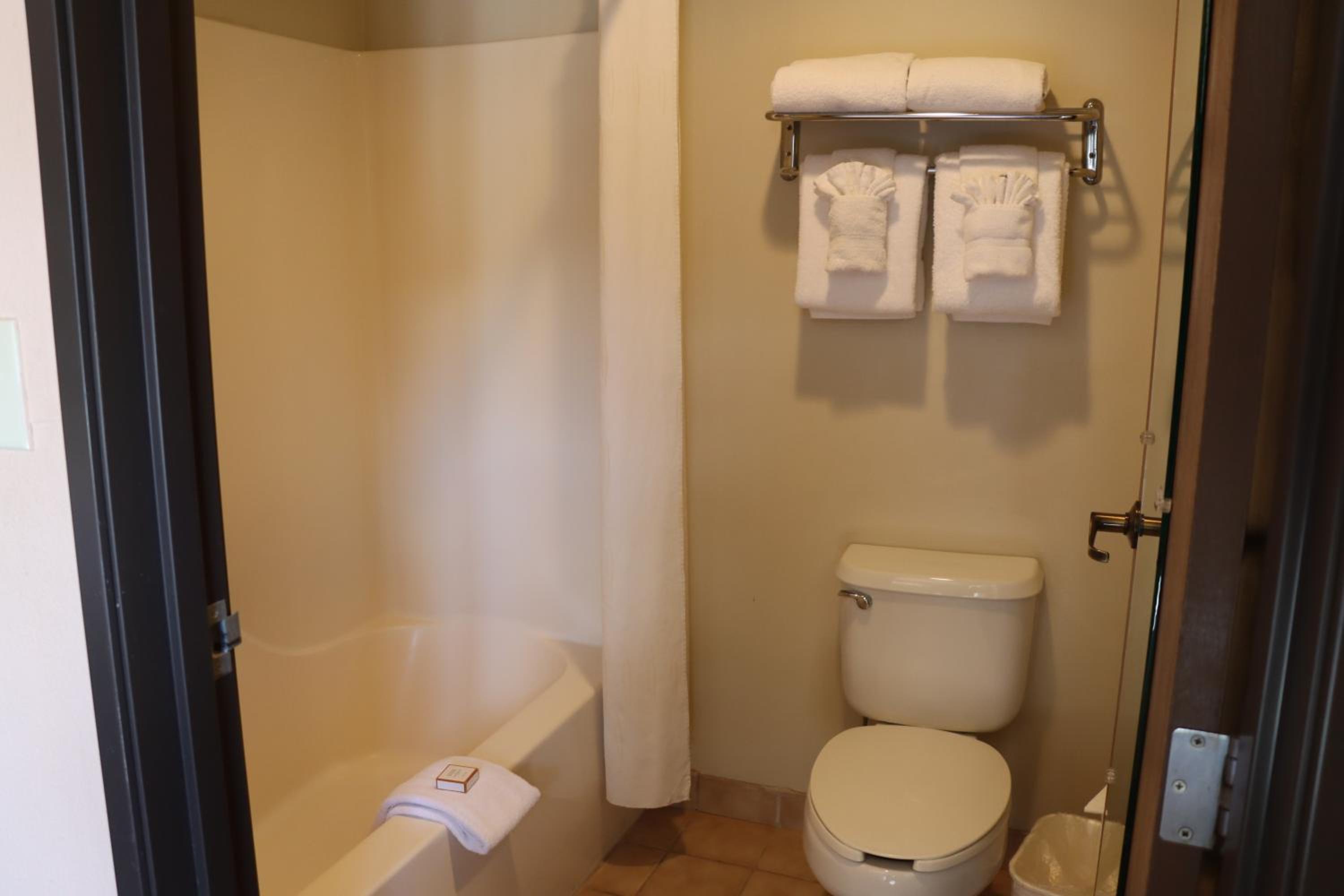 Studio, Sagebrush Inn Suites 8/10
