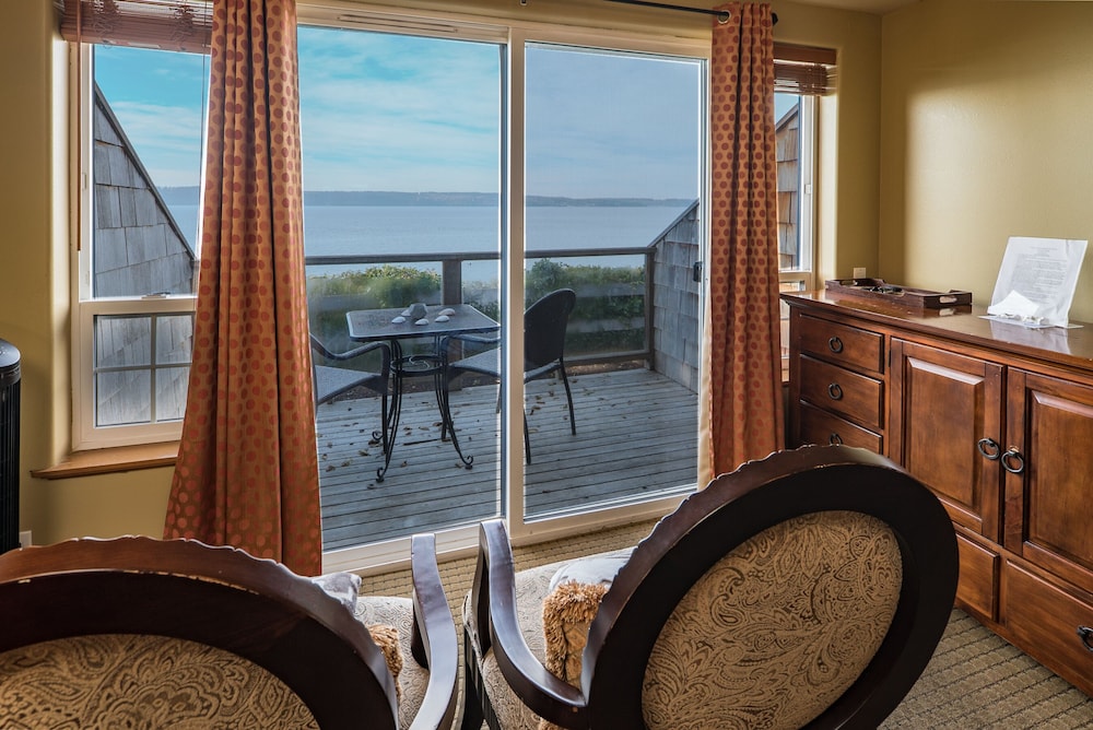 Camano Island Inn 30/67