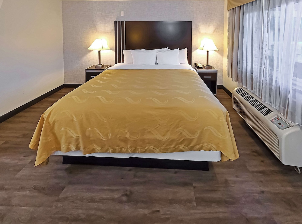Quality Inn Burbank Airport 15/32