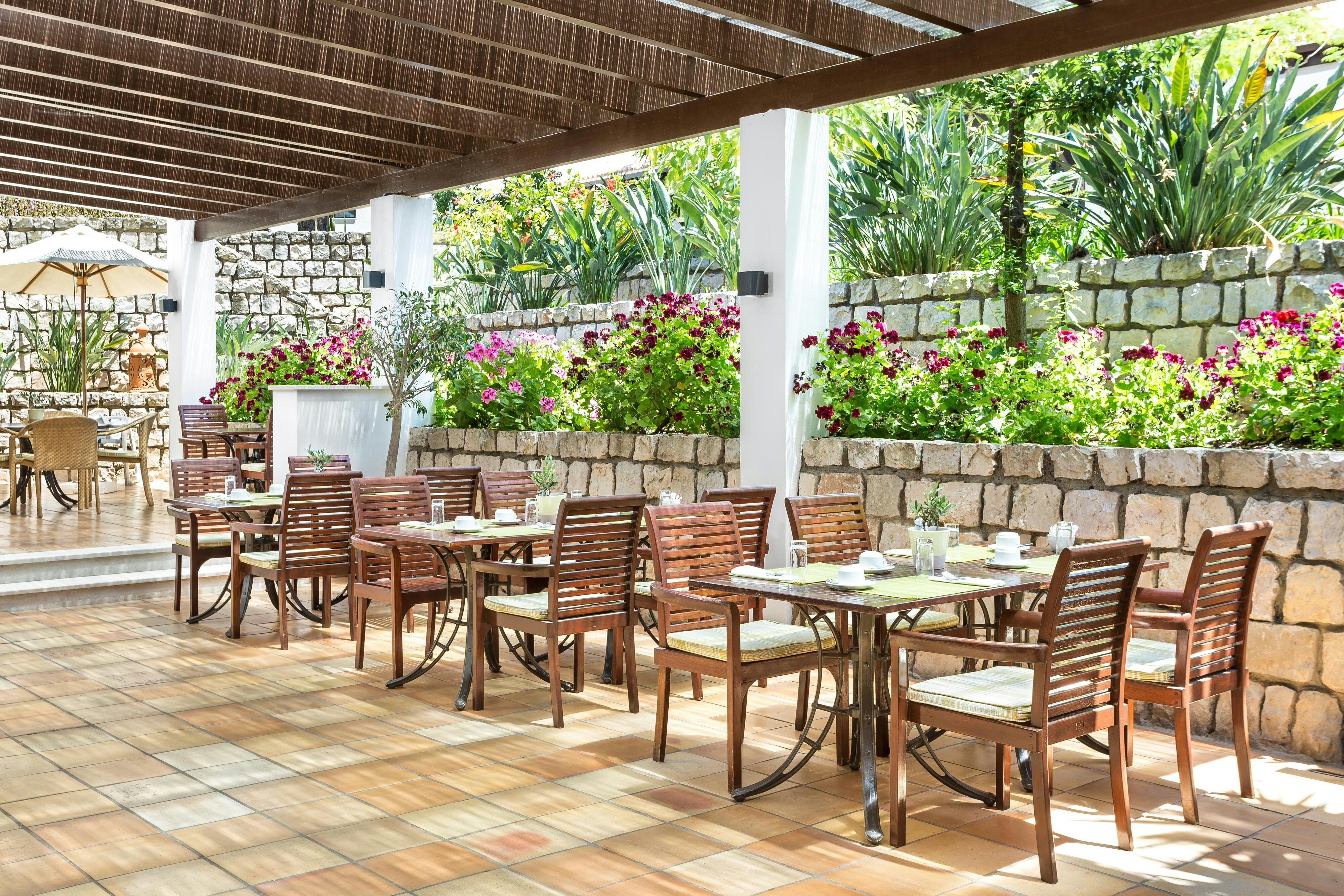 Pine Cliffs Ocean Suites, a Luxury Collection Resort & Spa 26/50
