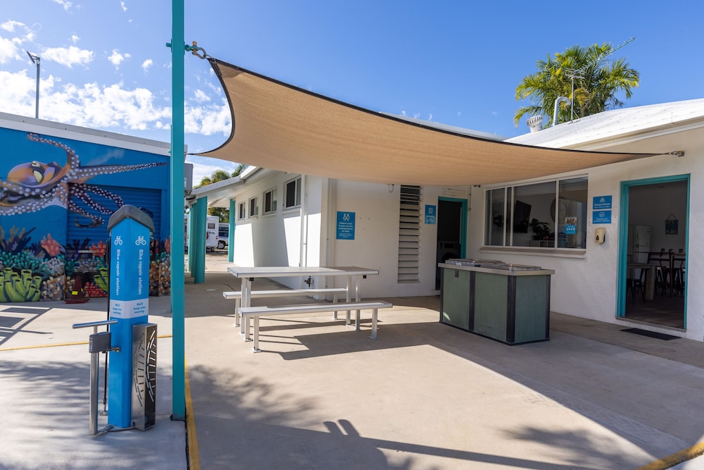 NRMA Bowen Beachfront Holiday Park 15/28