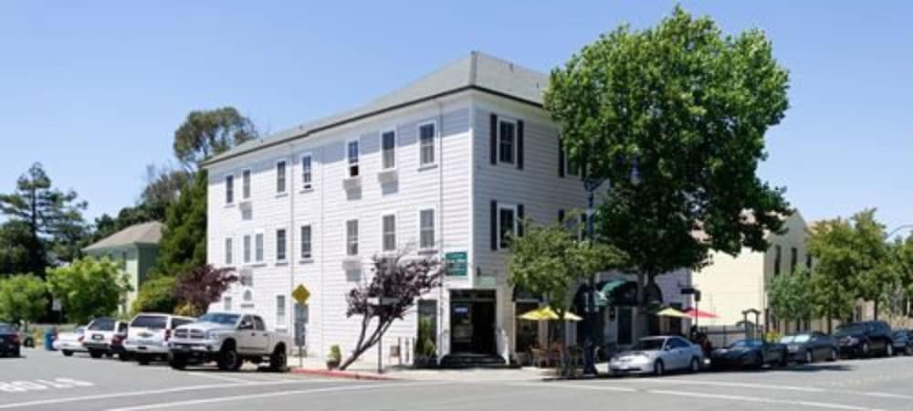 Union Hotel 41/50
