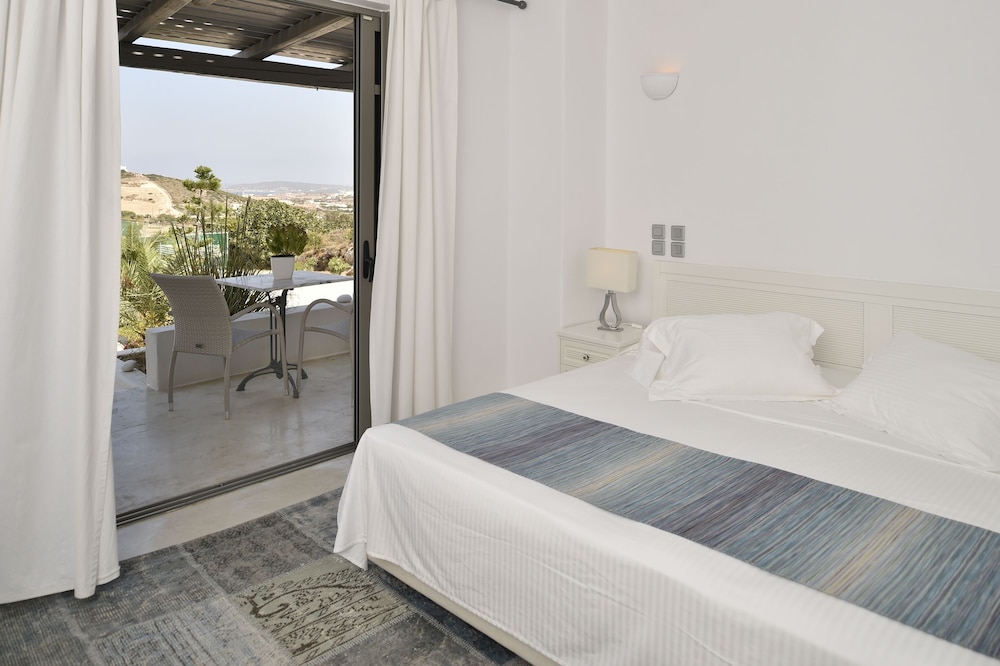 Naoussa Hills Boutique Resort- Adults Only (13+) 15/76