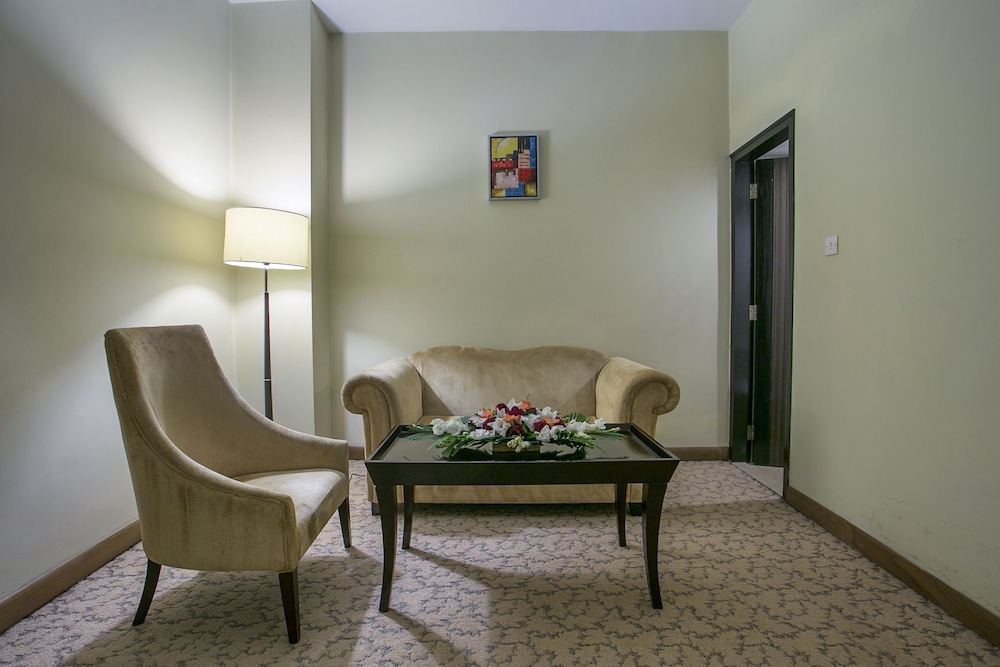 ROSE VIEW HOTEL 35/64