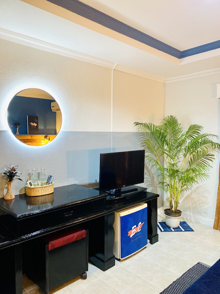 Baan Paradise Hotel 5/50