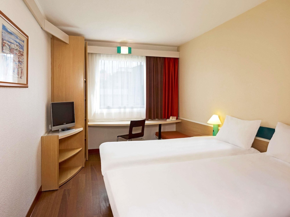 Ibis Katowice Zabrze 19/50
