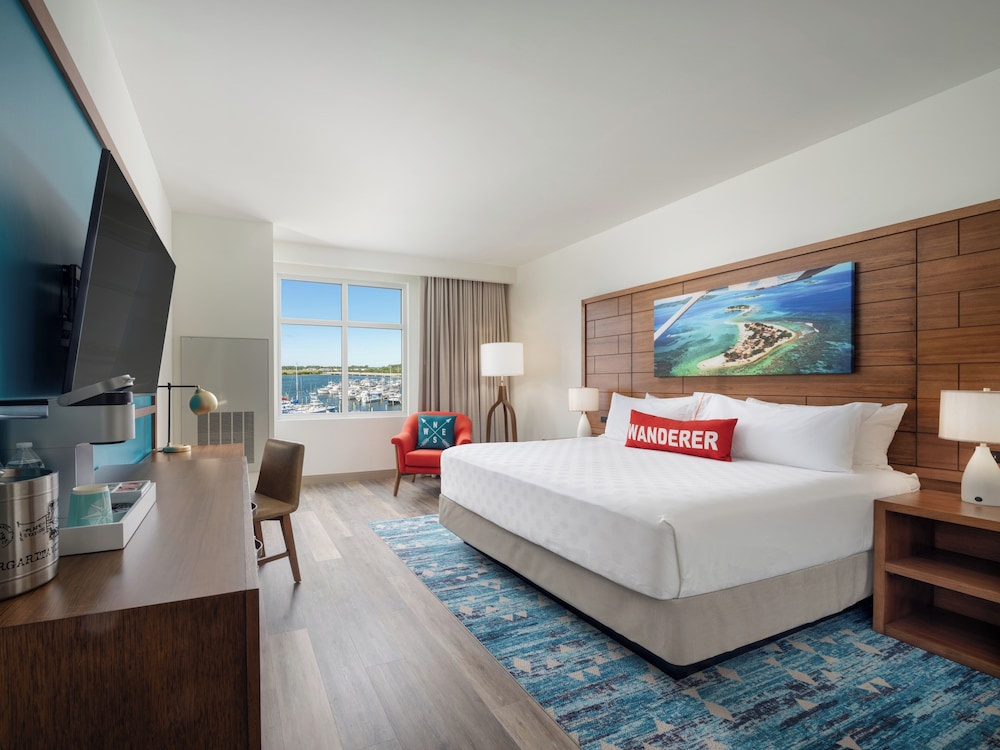 Standard, King Bed, No Balcony