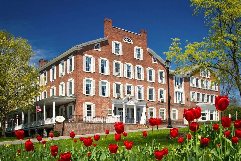 Middlebury Inn 2/68