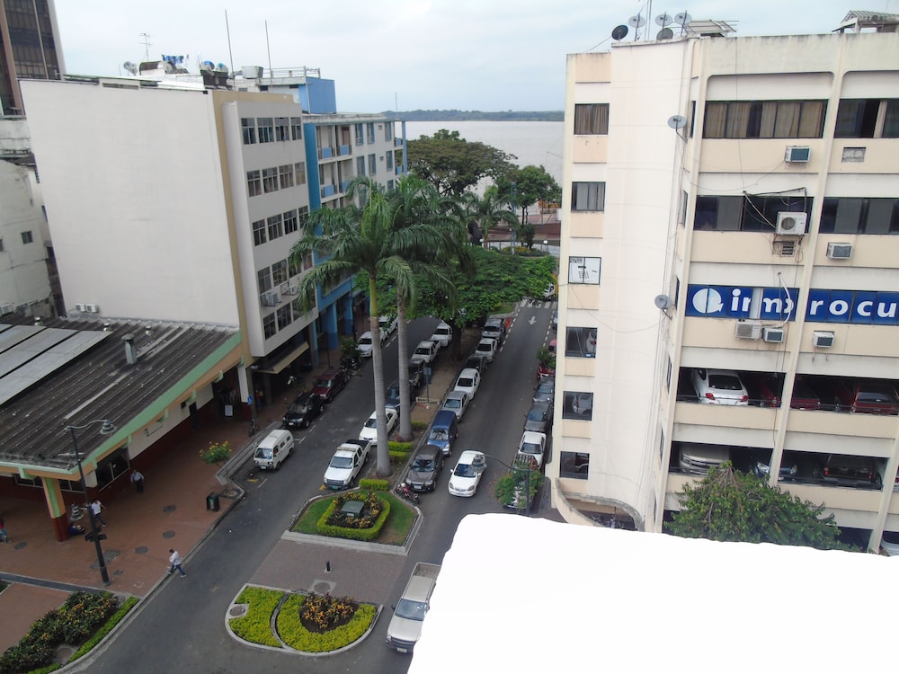 Hotel Malecon Inn 6/67