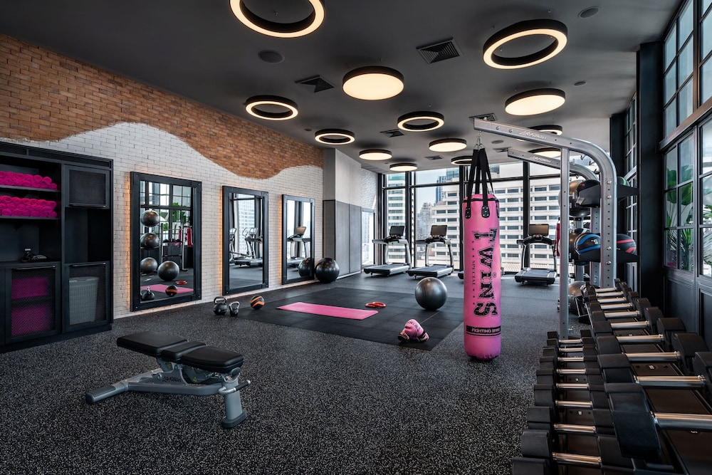 Moxy Bangkok Ratchaprasong 24/50