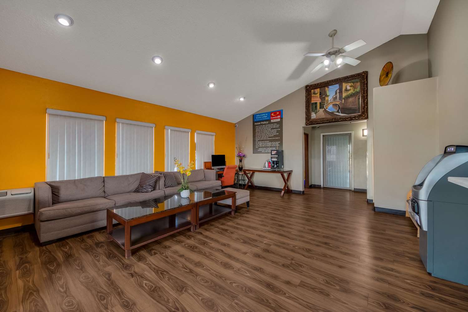 Econo Lodge San Antonio Near SeaWorld - Medical Center 28/40