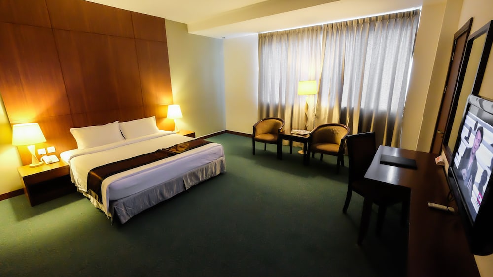 Times Hotel 15/50