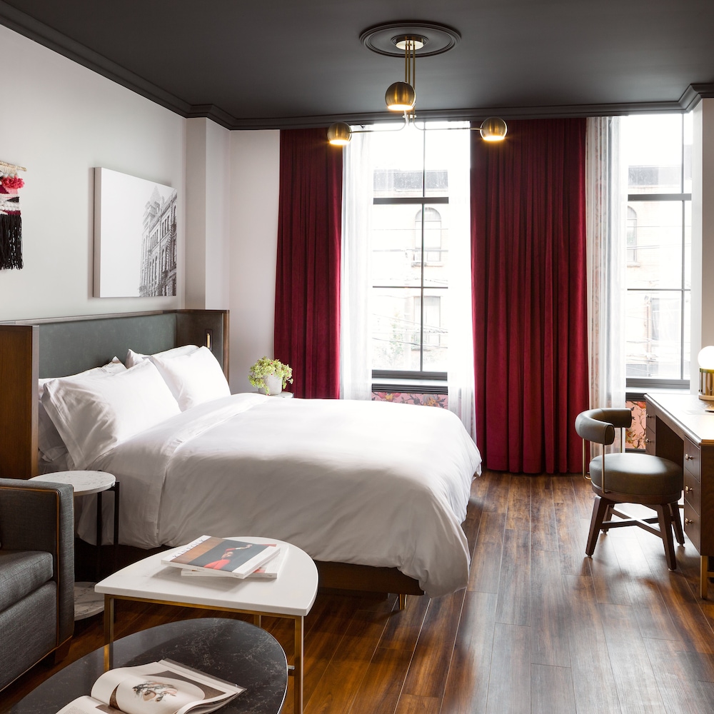 The Broadview Hotel 10/48