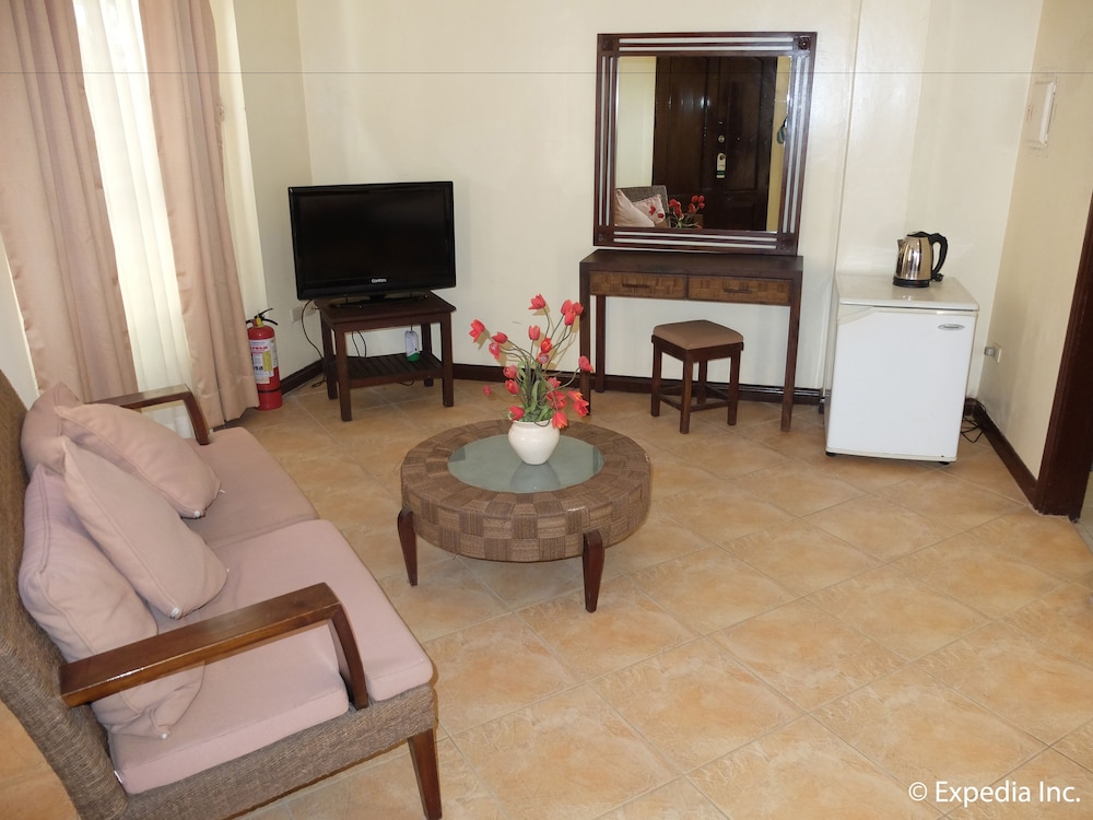 Sheridan Villas Boracay 12/25
