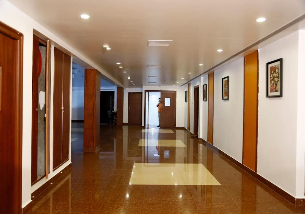 Triguna Clarks Inn Kurnool 6/29