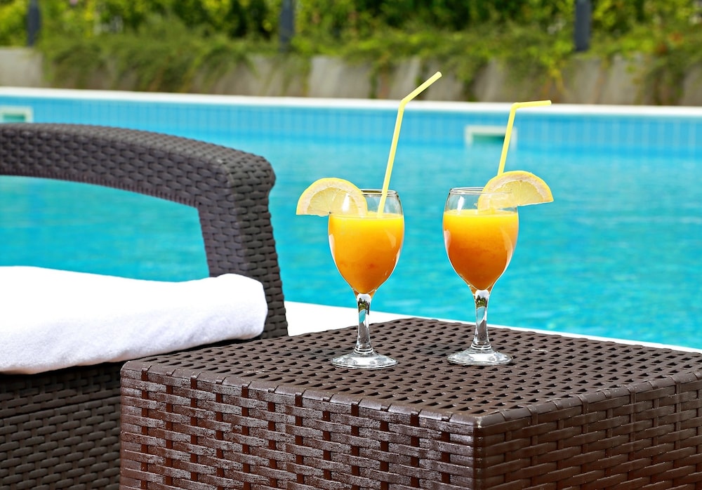 White Rock Castle Suite Hotel & Spa 15/47