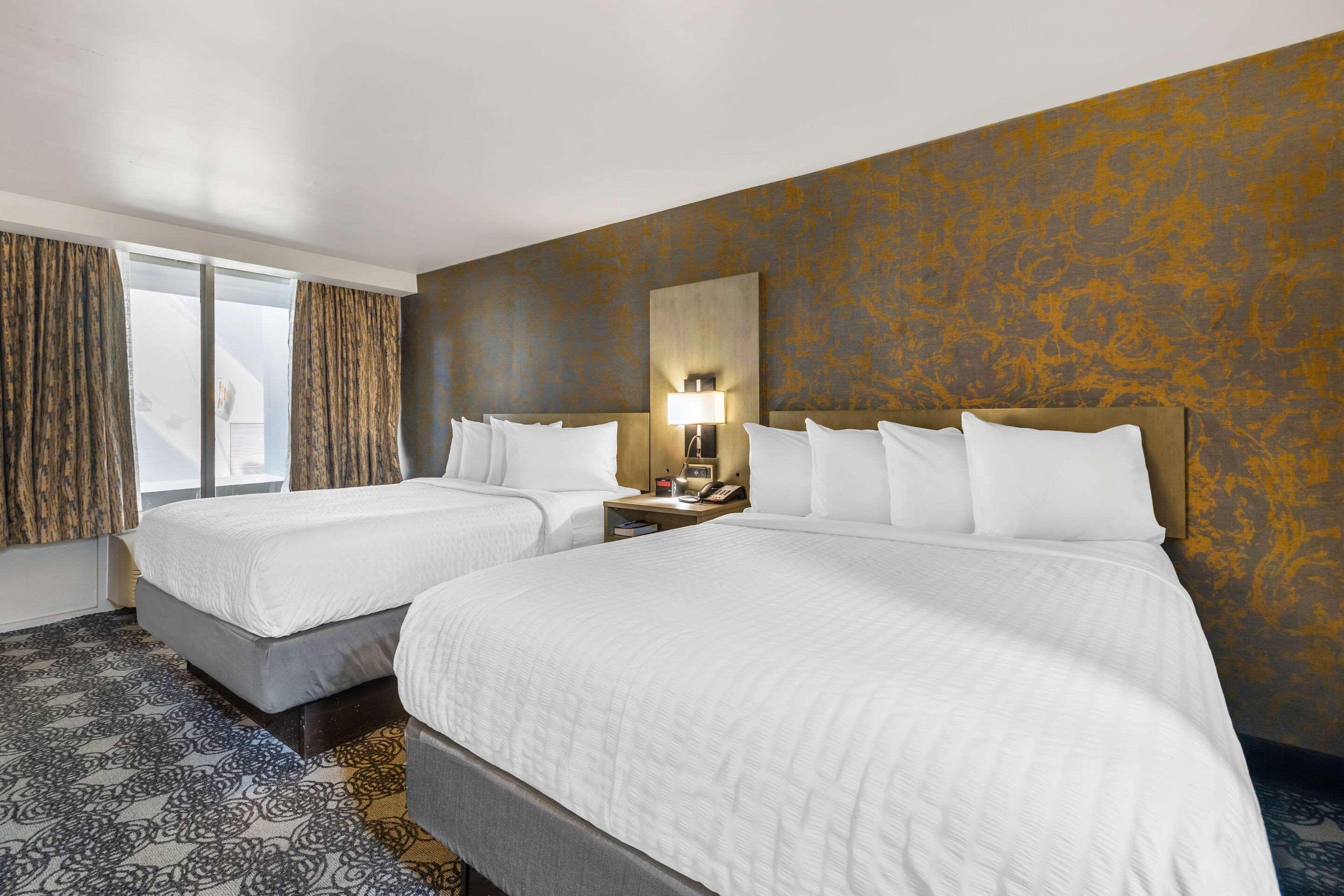 ROOM, 2 QUEEN BEDS