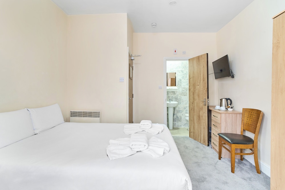 Room, Double Bed