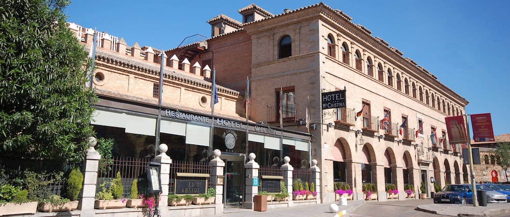 Maria Cristina Hotel 66/72