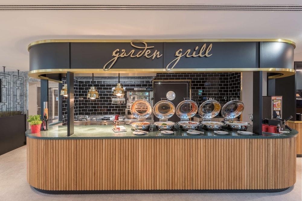 HILTON GARDEN INN FRANKFURT CITY CENTRE 43/56