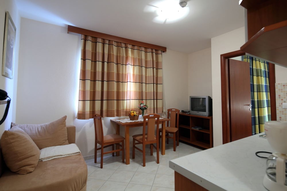 Apartments Ivana 15/30