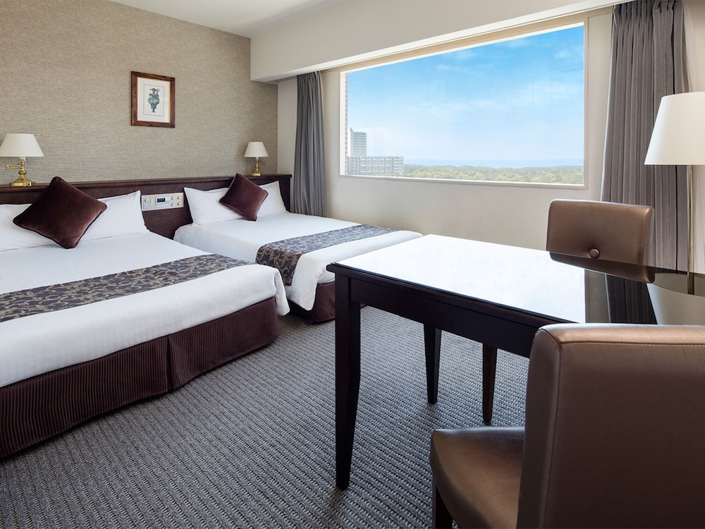 ROOM, TWIN BEDS