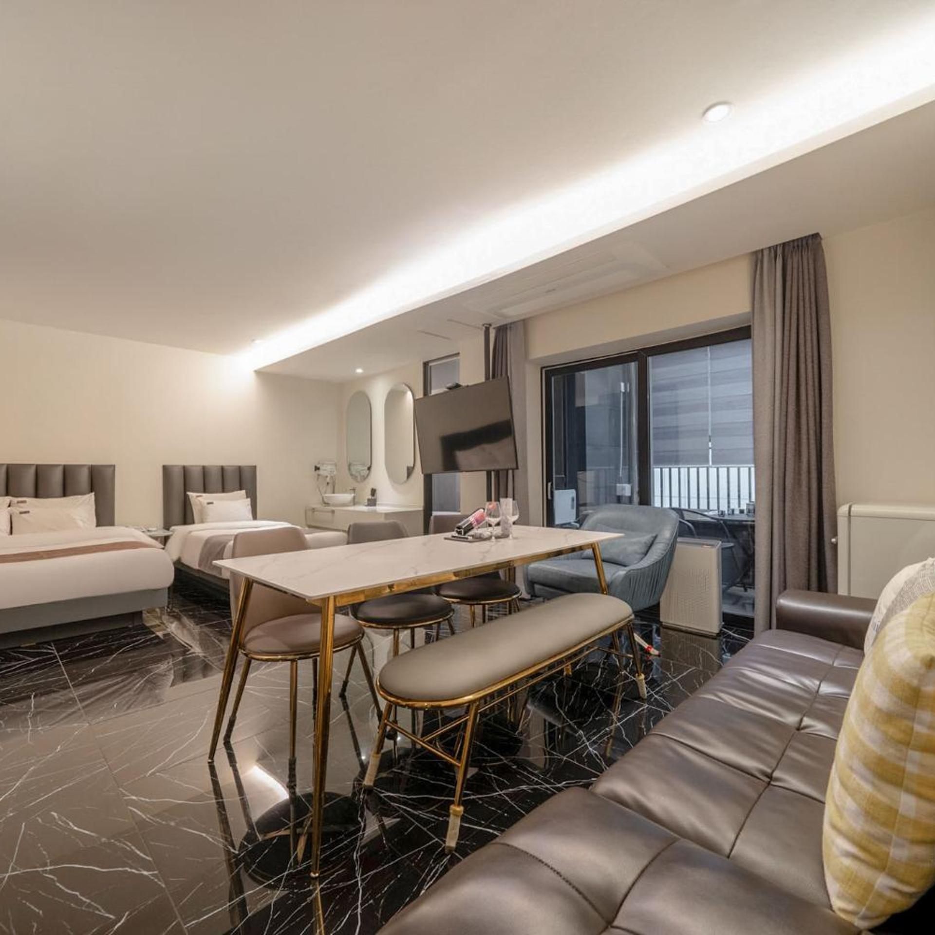Cheonho Aria Hotel 38/50