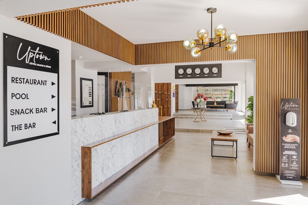 Uptown Buyuk Anadolu Girne Hotel 7/34