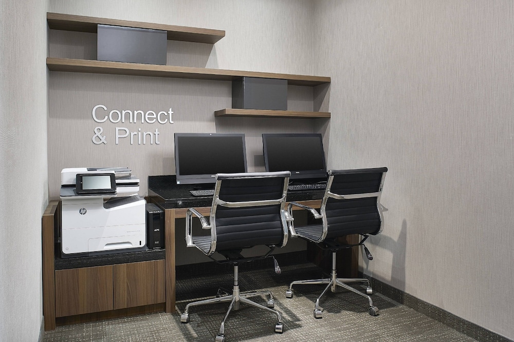Fairfield Inn Suites Aguascalientes 32/35