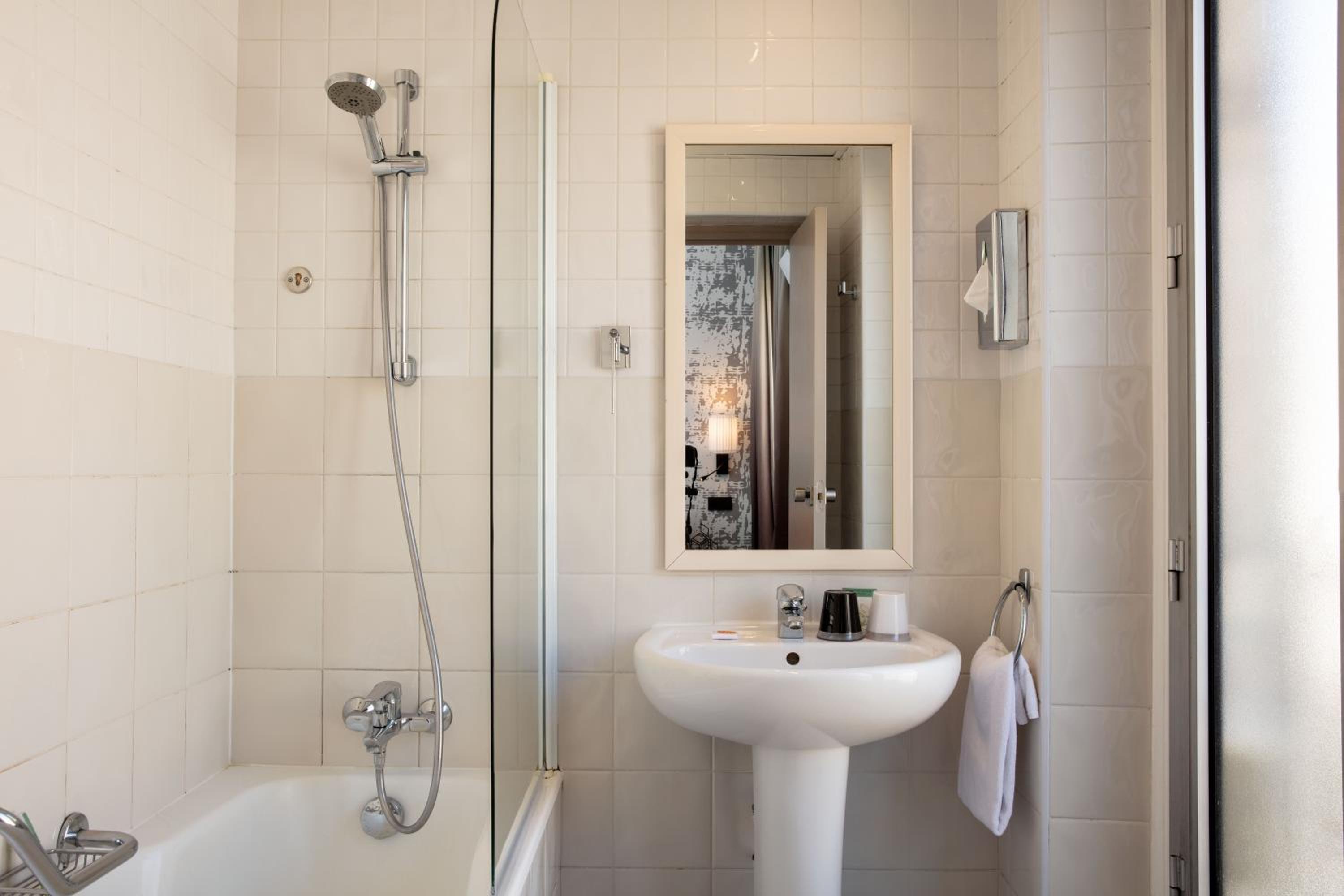 غرفة بسرير مزدوج، Hotel Ducs D Anjou 5/6